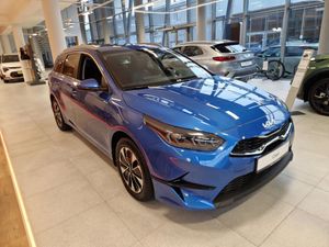 Kia Ceed III 1.5 T-GDI Tribute DCT 2025