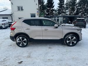 Volvo XC40 2024