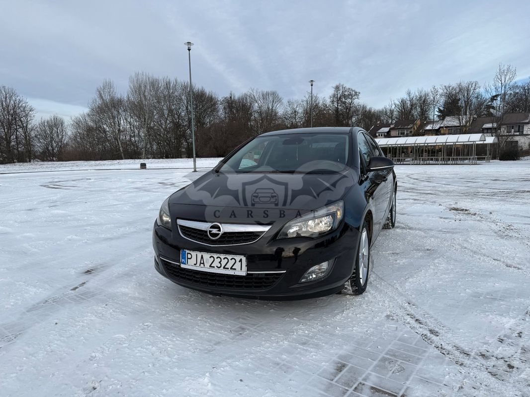 Opel Astra J 2010