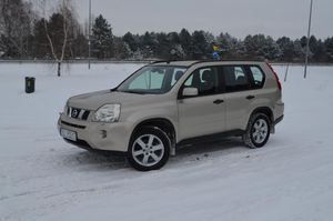 Nissan X-Trail II 2.0 dCi 4x4 DPF LE 2008