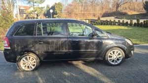 Opel Zafira B 1.6 Edition 2010