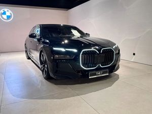 BMW 7 Series G70 740d xDrive mHEV M Sport sport 2025
