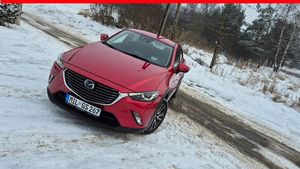 Mazda CX-3 SKYACTIV-G 150 i-ELOOP AWD Sports-Line 2015