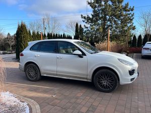 Porsche Cayenne II Platinum Edition 2015