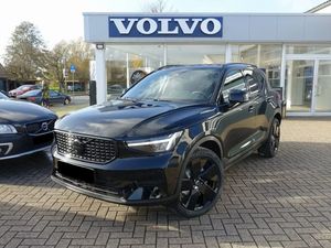Volvo XC40 B4 Ultra Black Edition 2025