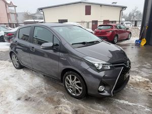 Toyota Yaris III 1.5 VVT-i Lounge 2016