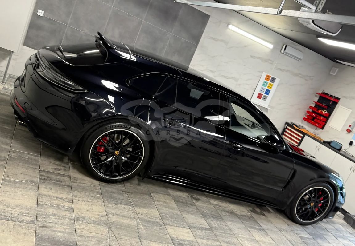 Porsche Panamera 2022