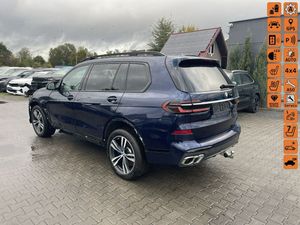 BMW X7 G07 M60i xDrive 2023