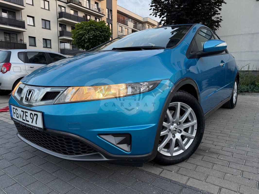 Honda Civic VIII 1.4 i-VTEC 2011