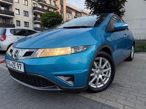Honda Civic VIII 1.4 i-VTEC 2011