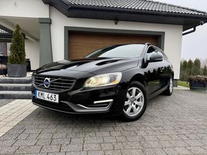 Volvo V60 I D4 Momentum 2015