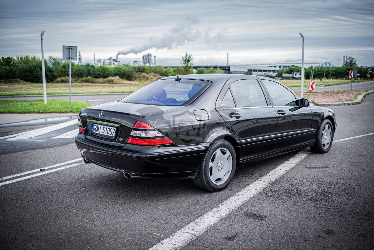 Mercedes-Benz S W220 2002