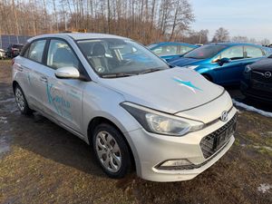 Hyundai i20 II blue 1.2 Classic 2017