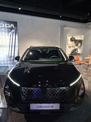 Omoda 5 1.5 T-GDI Hybrid Premium DHT 2025