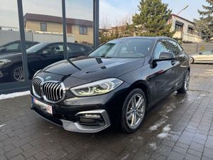 BMW 1 Series F40 118d Luxury Line sport 2021