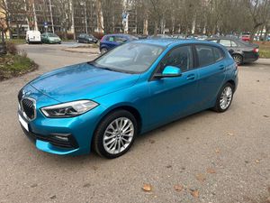 BMW 1 Series F40 118i Advantage 2024
