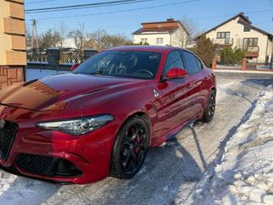 Alfa Romeo Giulia 2.9 V6 Bi-Turbo AT8 Quadrifoglio 2017