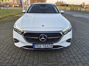 Mercedes-Benz E W214 220 d Avantgarde 2023