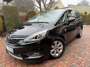 Opel Zafira C 2016