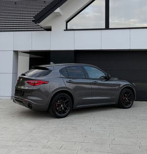 Alfa Romeo Stelvio 2.0 Turbo 16V AT8-Q4 Veloce 2021