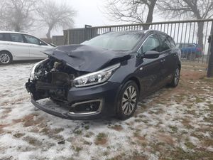 Kia Ceed II 1.6 CRDi 136 ISG Dream Team Edition 2016