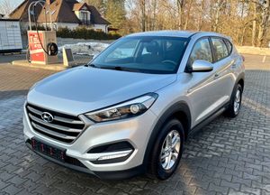 Hyundai Tucson III blue 1.7 CRDi 2WD Classic 2015