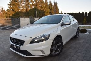 Volvo V40 II D2 Drive-E R-Design Momentum 2016