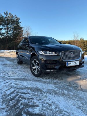 Jaguar F-Pace 2016