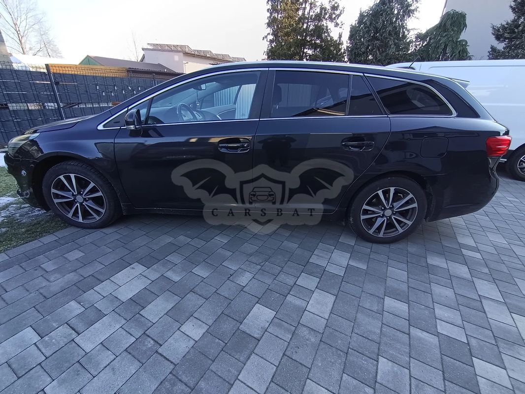 Toyota Avensis III 2.0 D-4D Active 2012