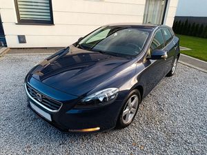 Volvo V40 II D2 Momentum 2014
