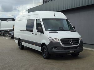 Mercedes-Benz Sprinter 2025