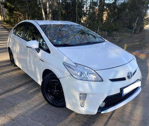 Toyota Prius III (Hybrid) 2012