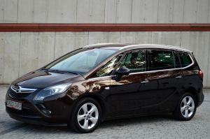Opel Zafira C 2012