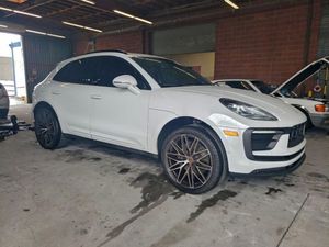Porsche Macan I 2023