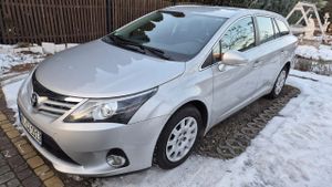 Toyota Avensis III 1.8 Life 2012
