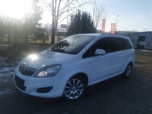 Opel Zafira B 1.7 CDTI Innovation 2011