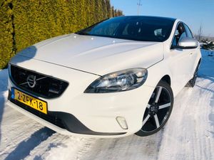 Volvo V40 II D4 Drive-E R-Design Summum 2015