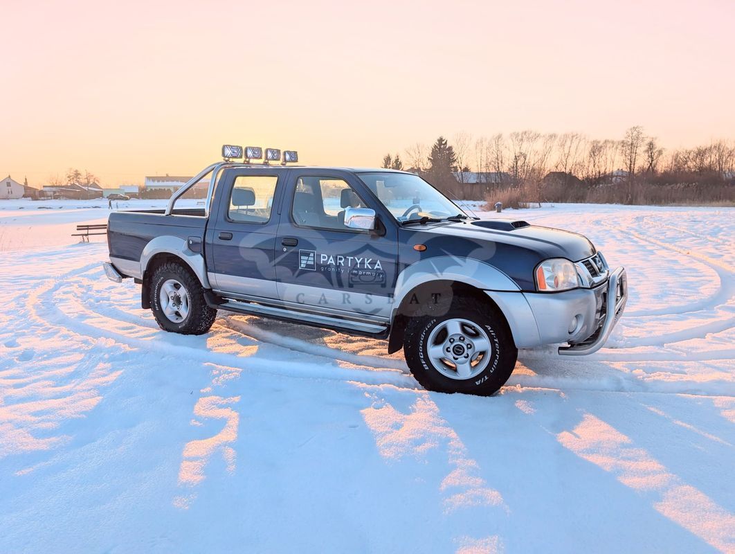 Nissan NP300 2.5d DC Sport 2008