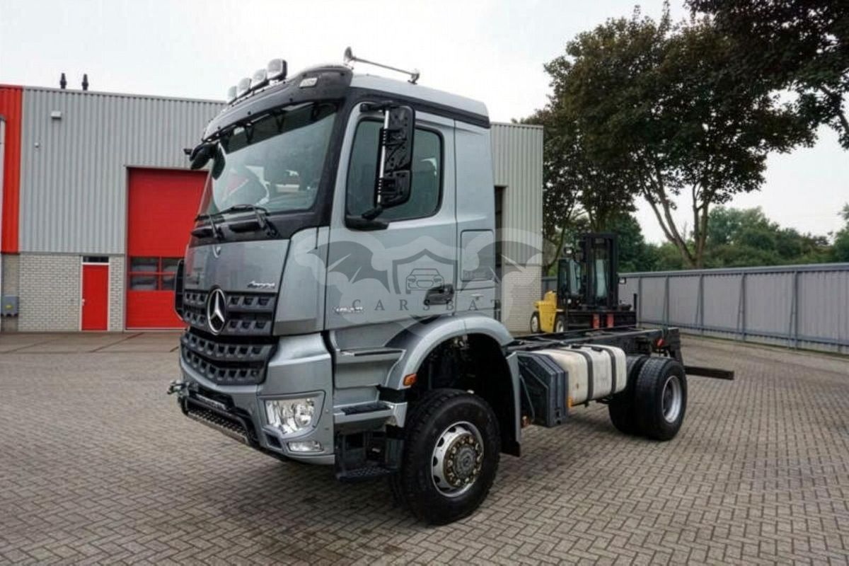 Mercedes-Benz Arocs 2015