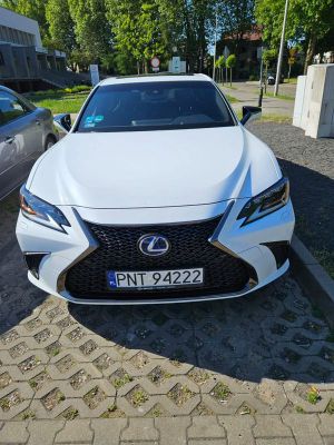 Lexus ES 300h F Sport 2019