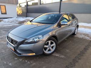 Volvo V40 II D2 Momentum 2015