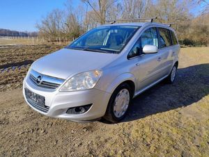 Opel Zafira B 1.8 Family 2010