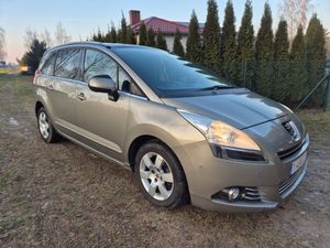 Peugeot 5008 I e-HDI FAP 115 EGS6 Stop&Start Business-Line 2013