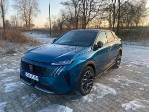 Peugeot 3008 III Hybrid 145 e-DSC6 Allure 2025