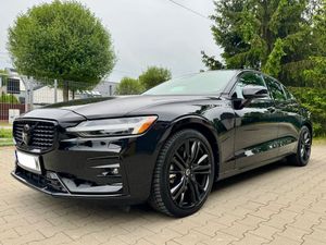 Volvo S60 III B5 B AWD Plus Dark 2024