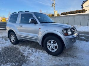 Mitsubishi Pajero III 2000