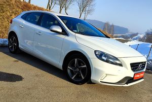 Volvo V40 II D2 Drive-E R-Design Momentum 2015