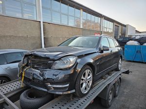 Mercedes-Benz C W204 220 CDI 7G-TRONIC Avantgarde Edition 2013