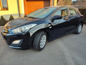 Hyundai i30 II 1.4 Trend 2012
