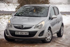 Opel Corsa D 1.4 16V Innovation 110 Jahre 2012